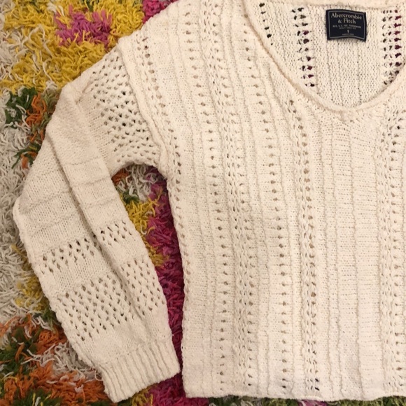 Abercrombie Ivory Knit Sweater - Picture 4 of 8